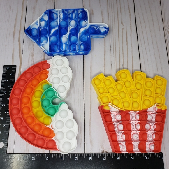 Fries Popsicle Rainbow Bubble Pop It Sensory Fidget Toy - Picture 3 of 13